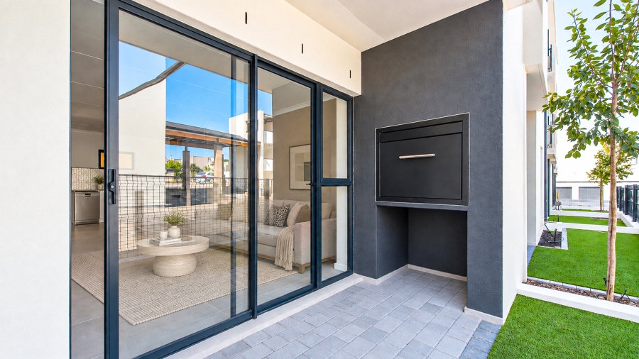 To Let 2 Bedroom Property for Rent in Vredekloof East Western Cape